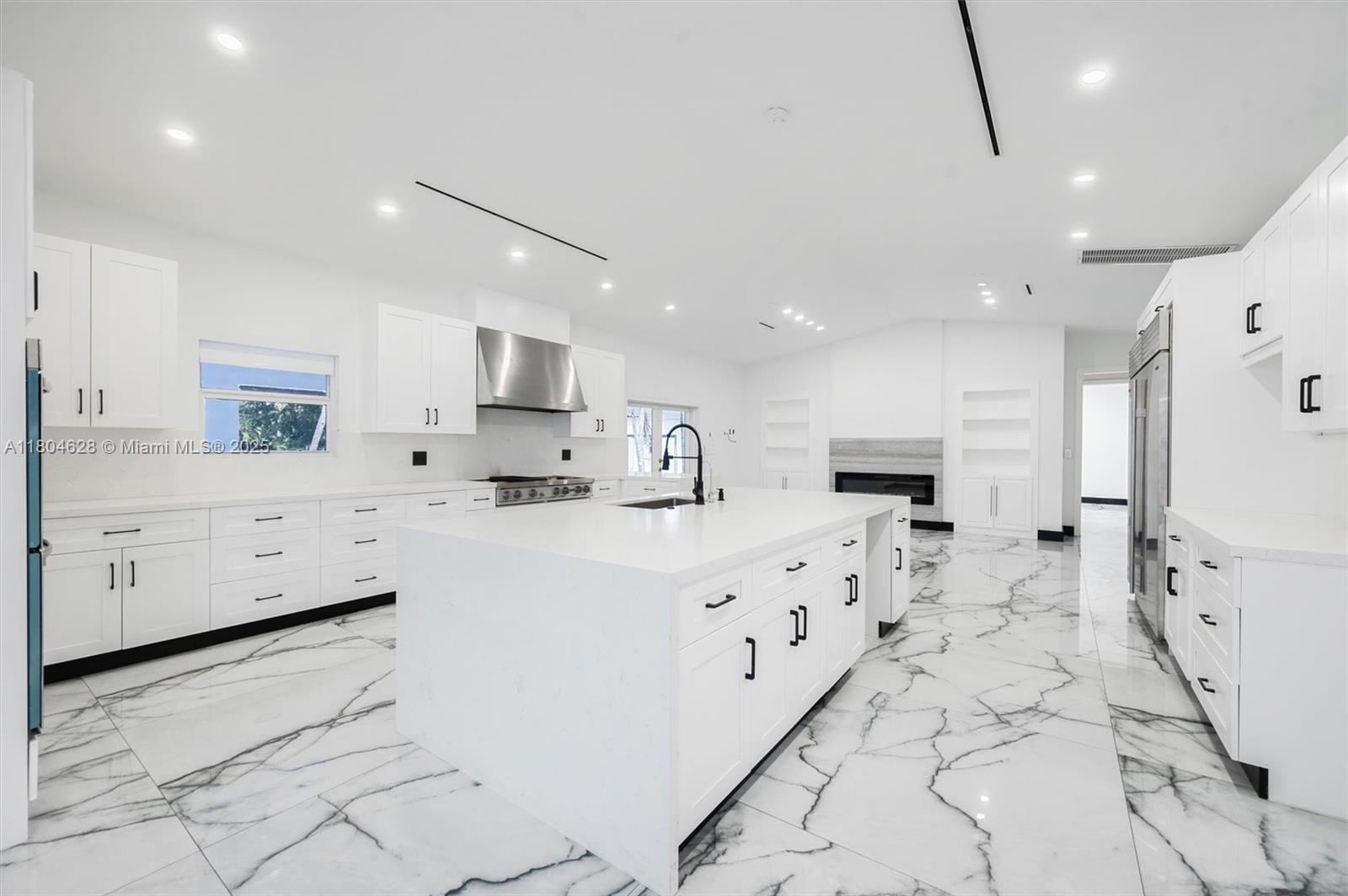 R & J MC HUGH - Residential