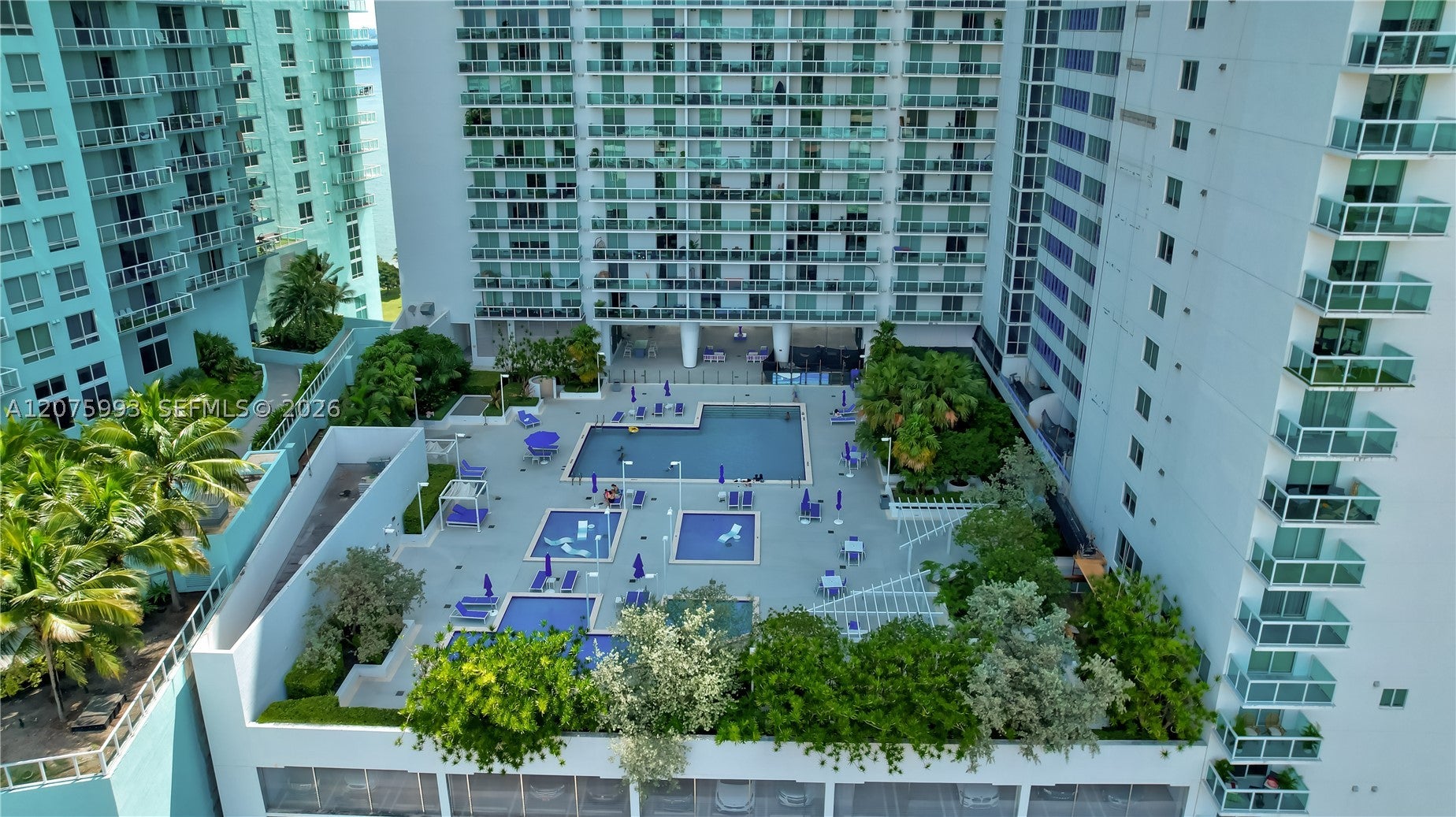 1800 N Bayshore Dr 2108