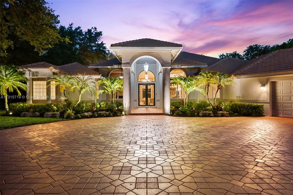 Photo of 5836 NW 83rd Ter, Parkland, FL 33067 (MLS # A11315719)