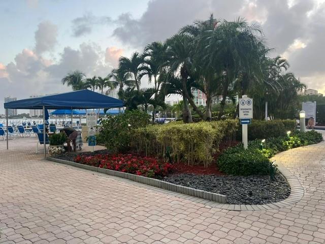 MYSTIC POINTE TOWER 500 C - Residential