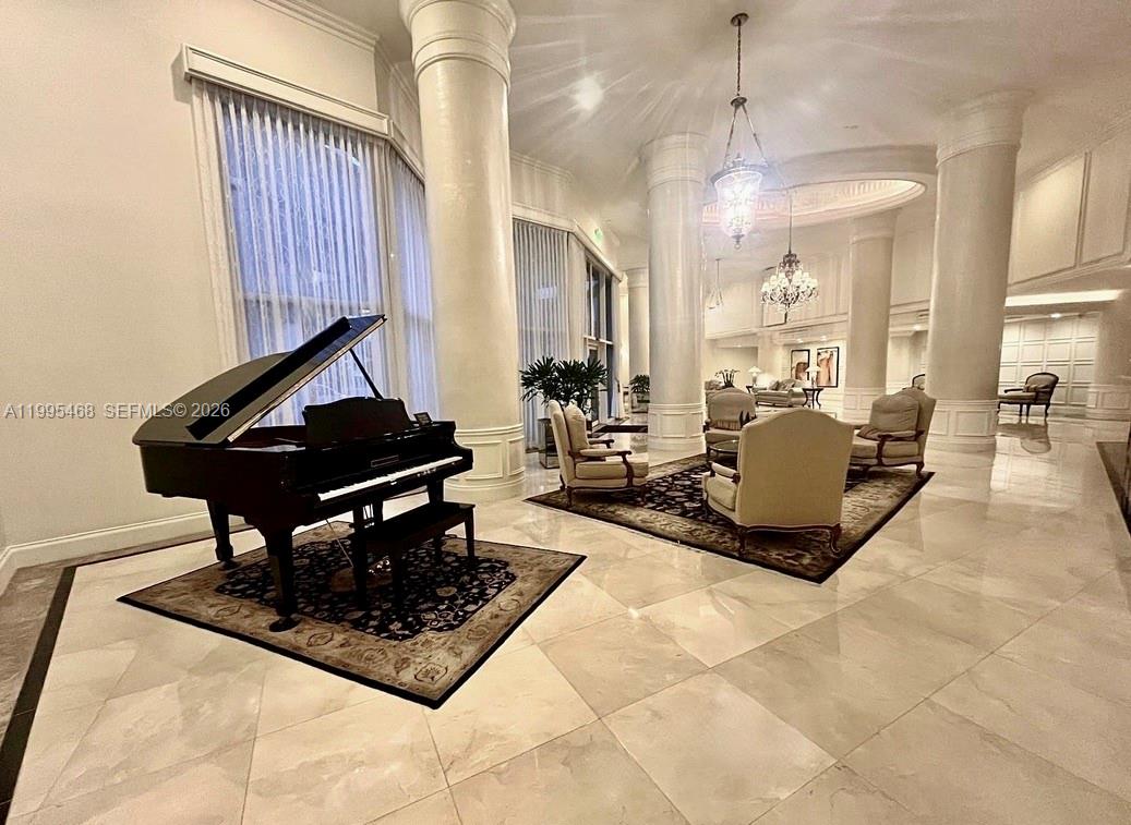 MYSTIC POINTE TOWER 500 C - Residential