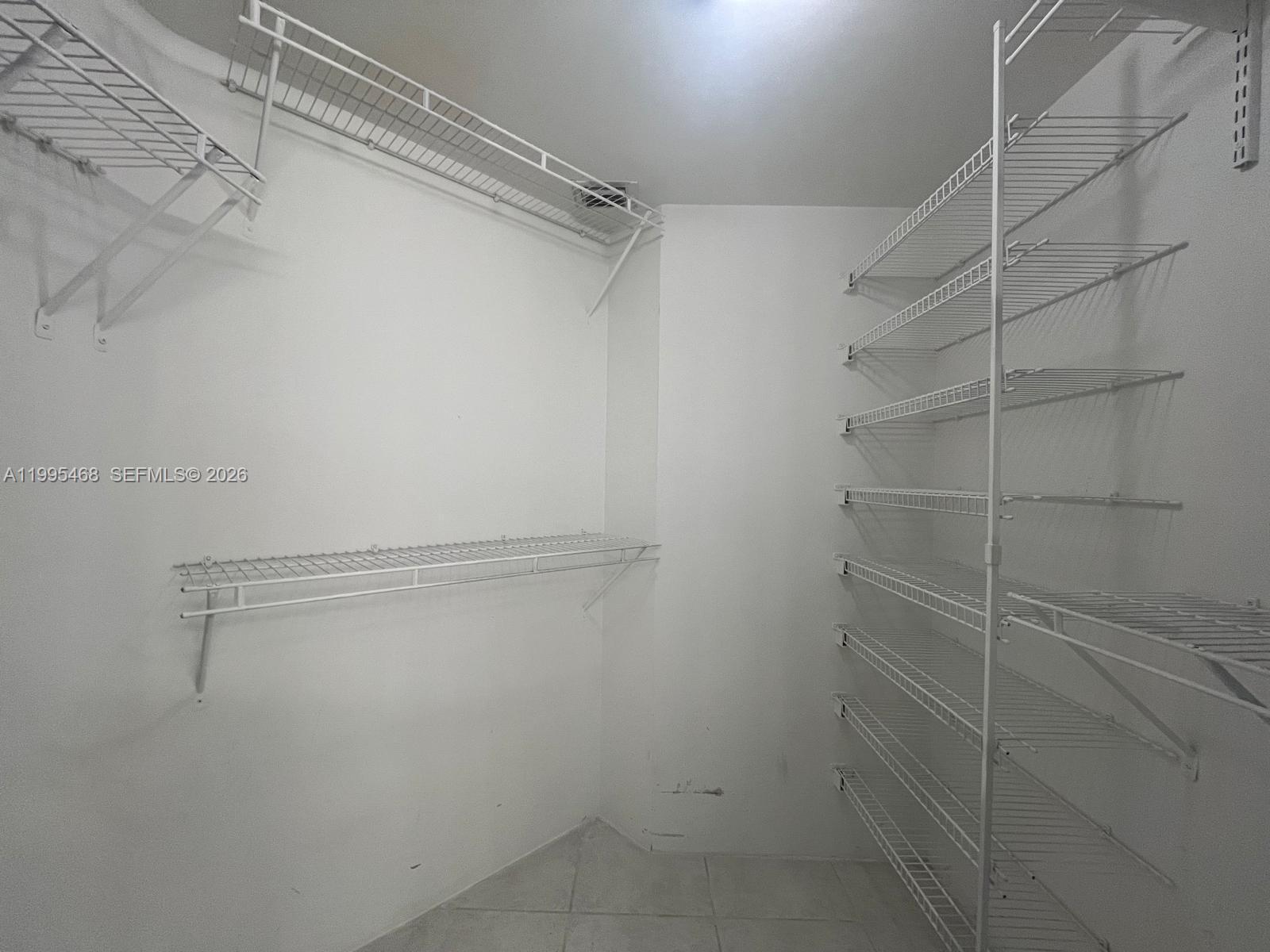 MYSTIC POINTE TOWER 500 C - Residential