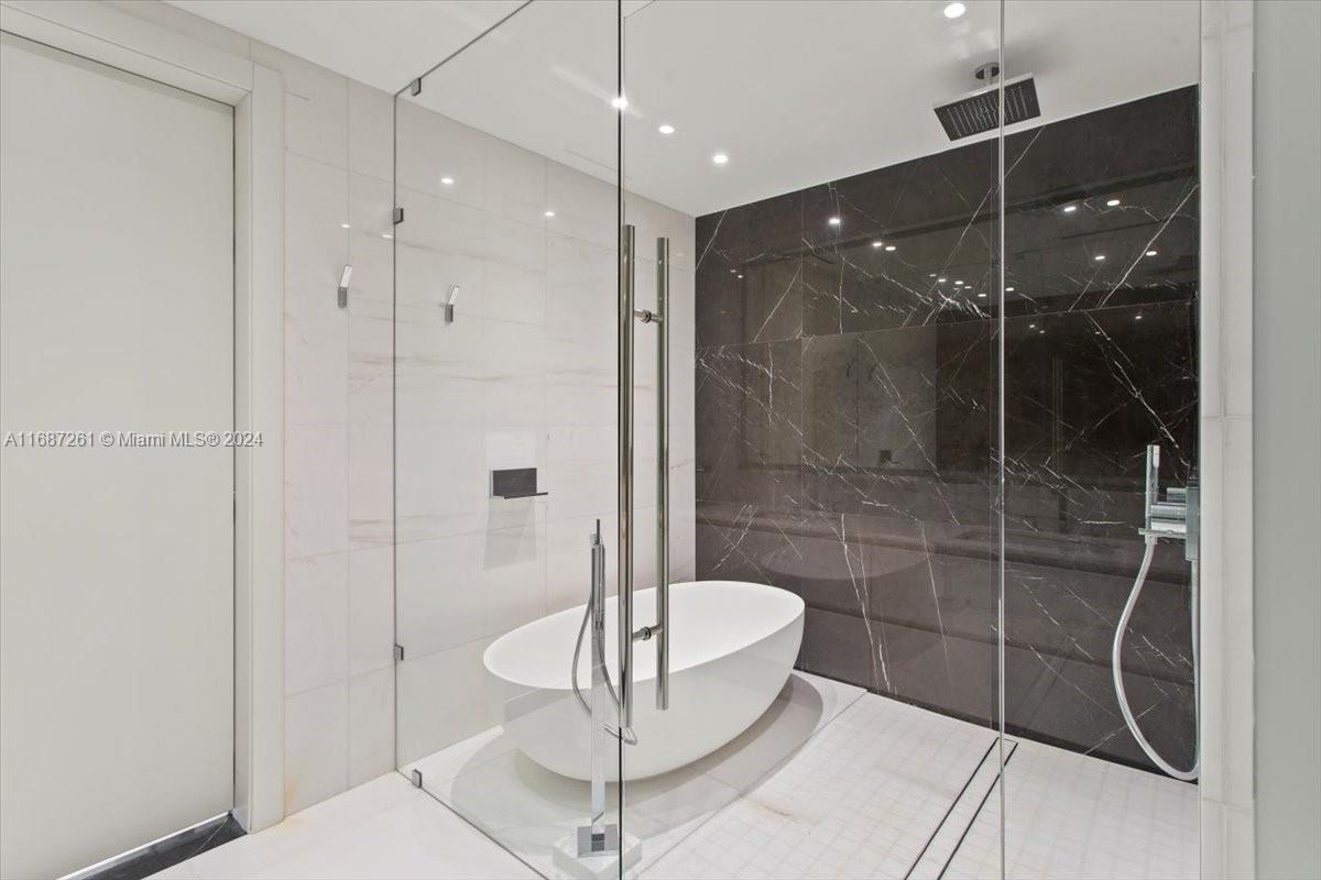 Aston Martin Residences - Residential