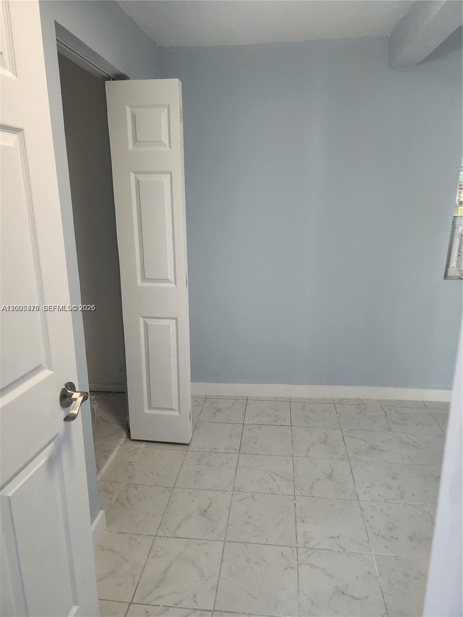 CITY OF MIAMI SOUTH - Residential Lease