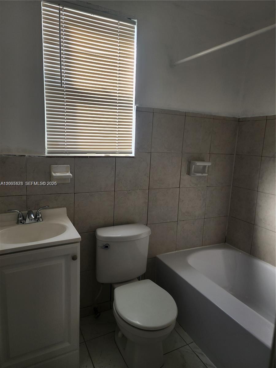 CITY OF MIAMI SOUTH - Residential Lease