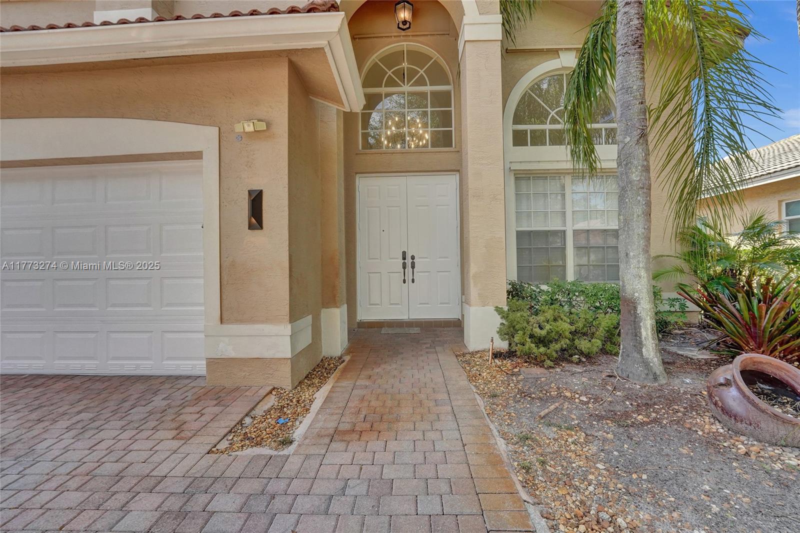 5222 SW 173rd Ave