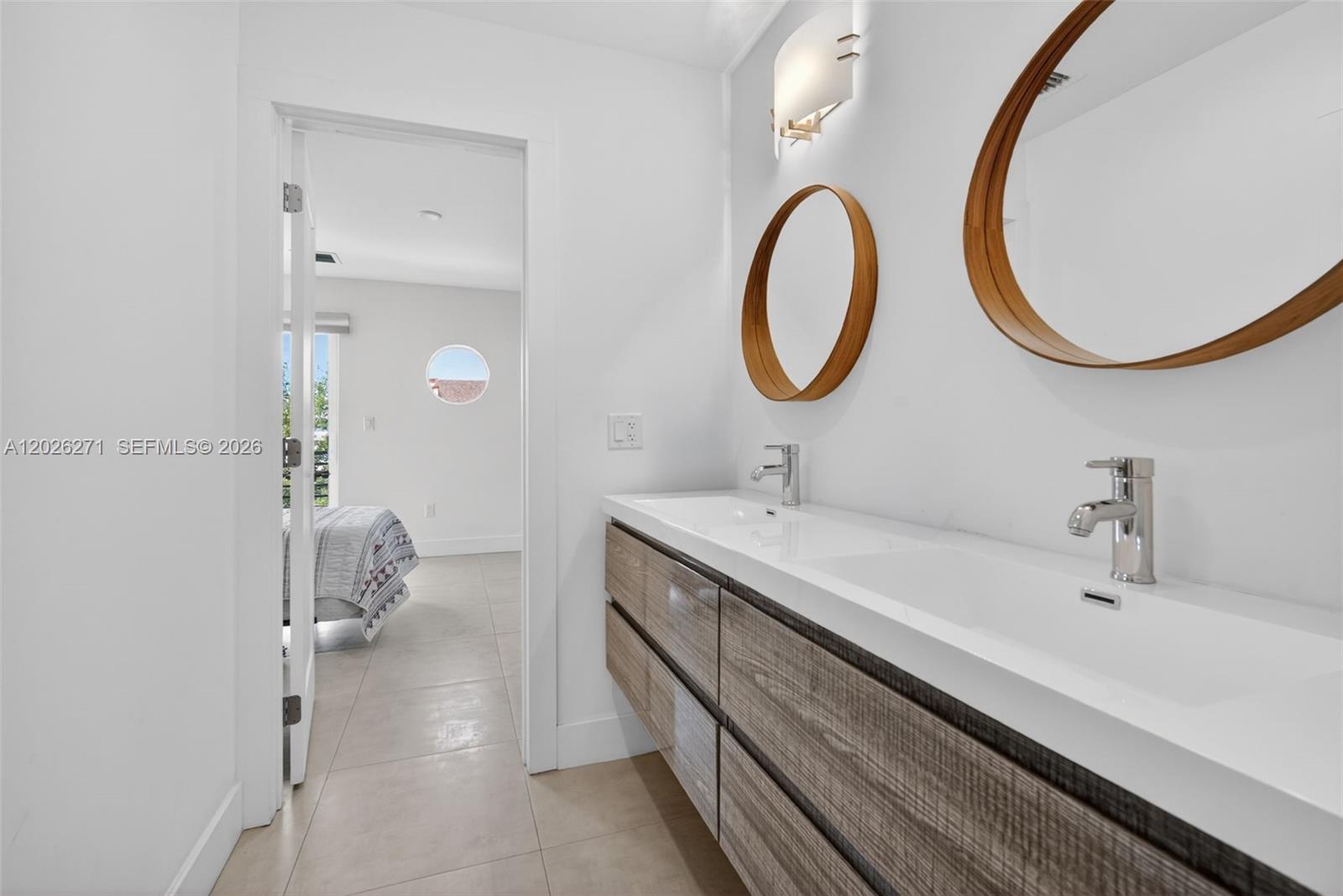 Tarpon River - Residential