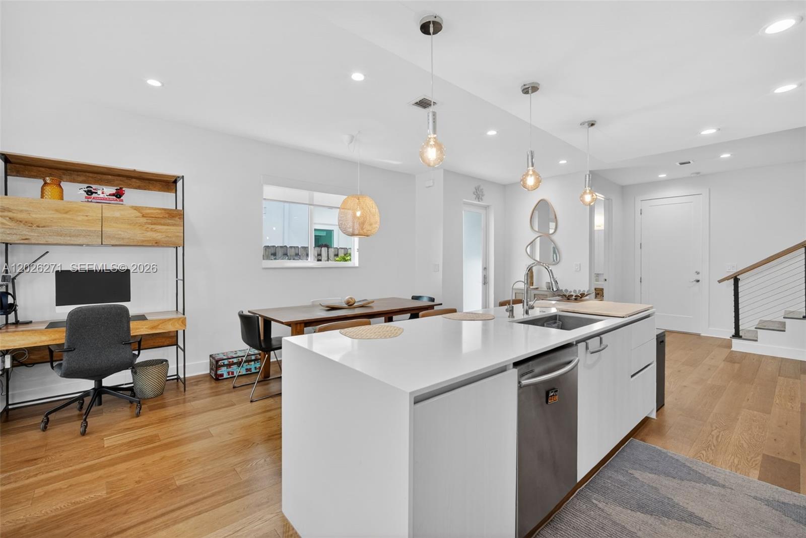Tarpon River - Residential