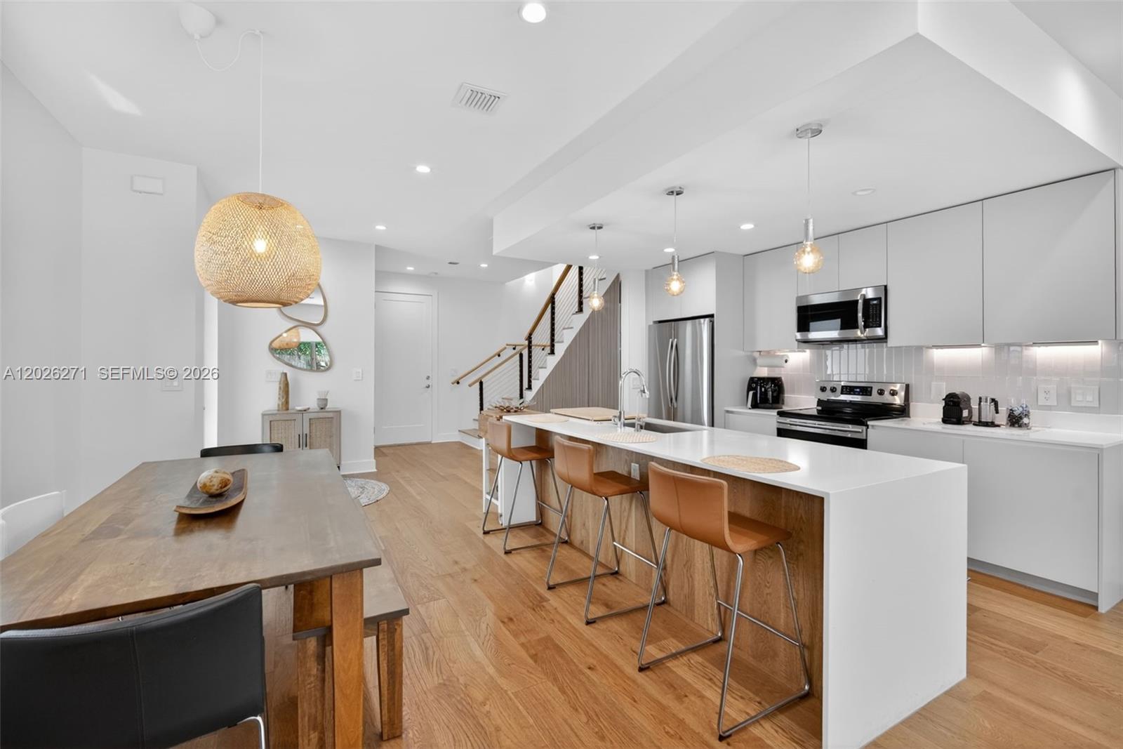 Tarpon River - Residential