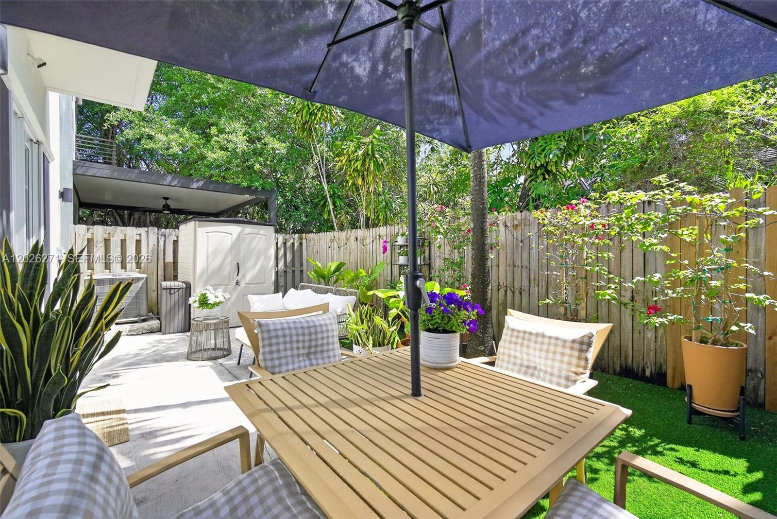 Tarpon River - Residential
