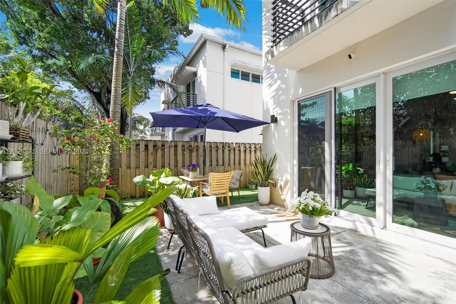 Tarpon River - Residential