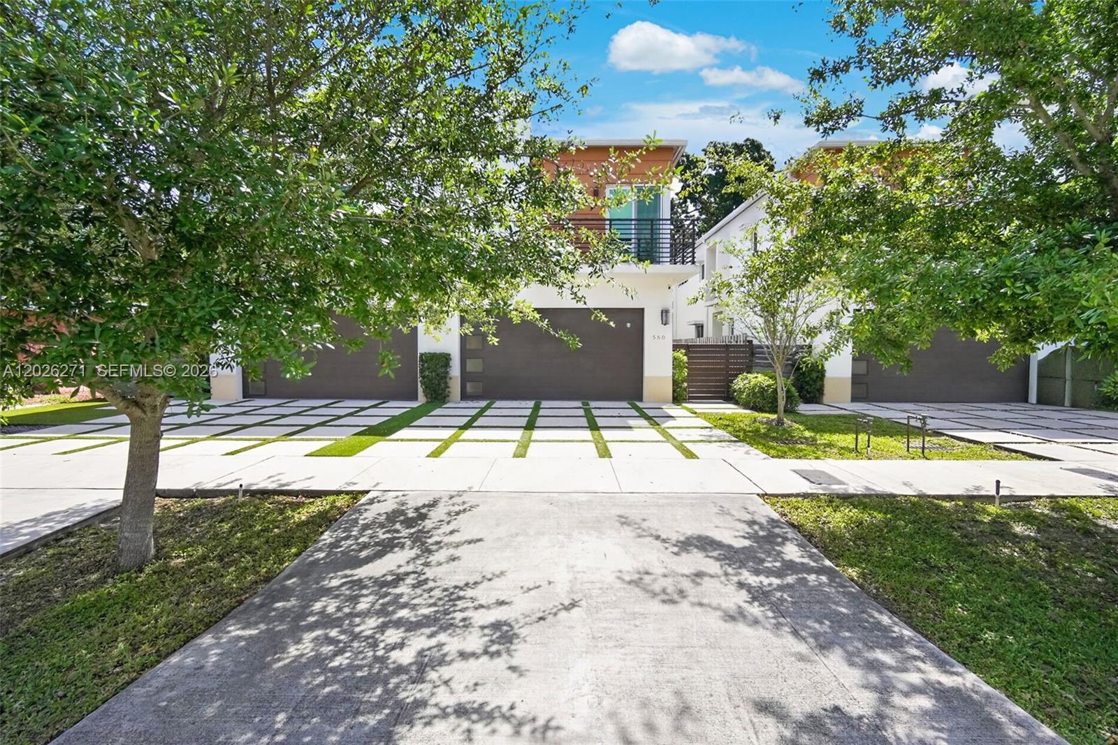 Tarpon River - Residential