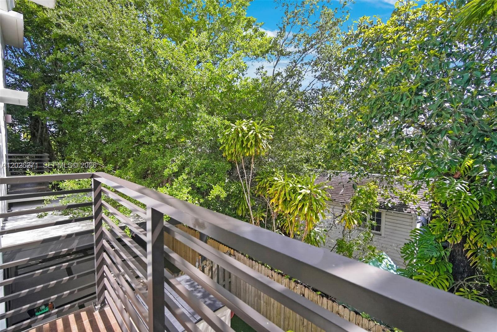 Tarpon River - Residential