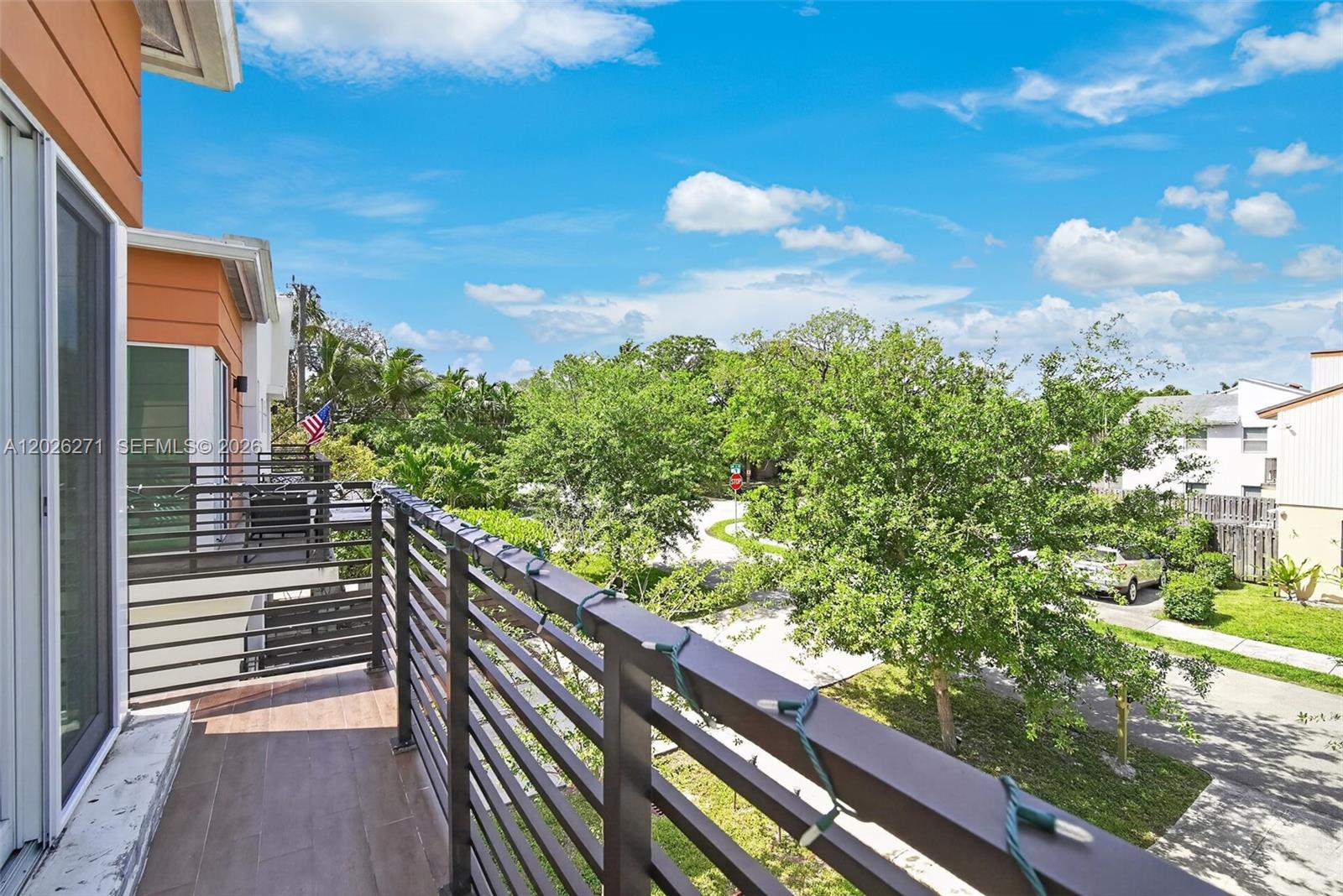 Tarpon River - Residential