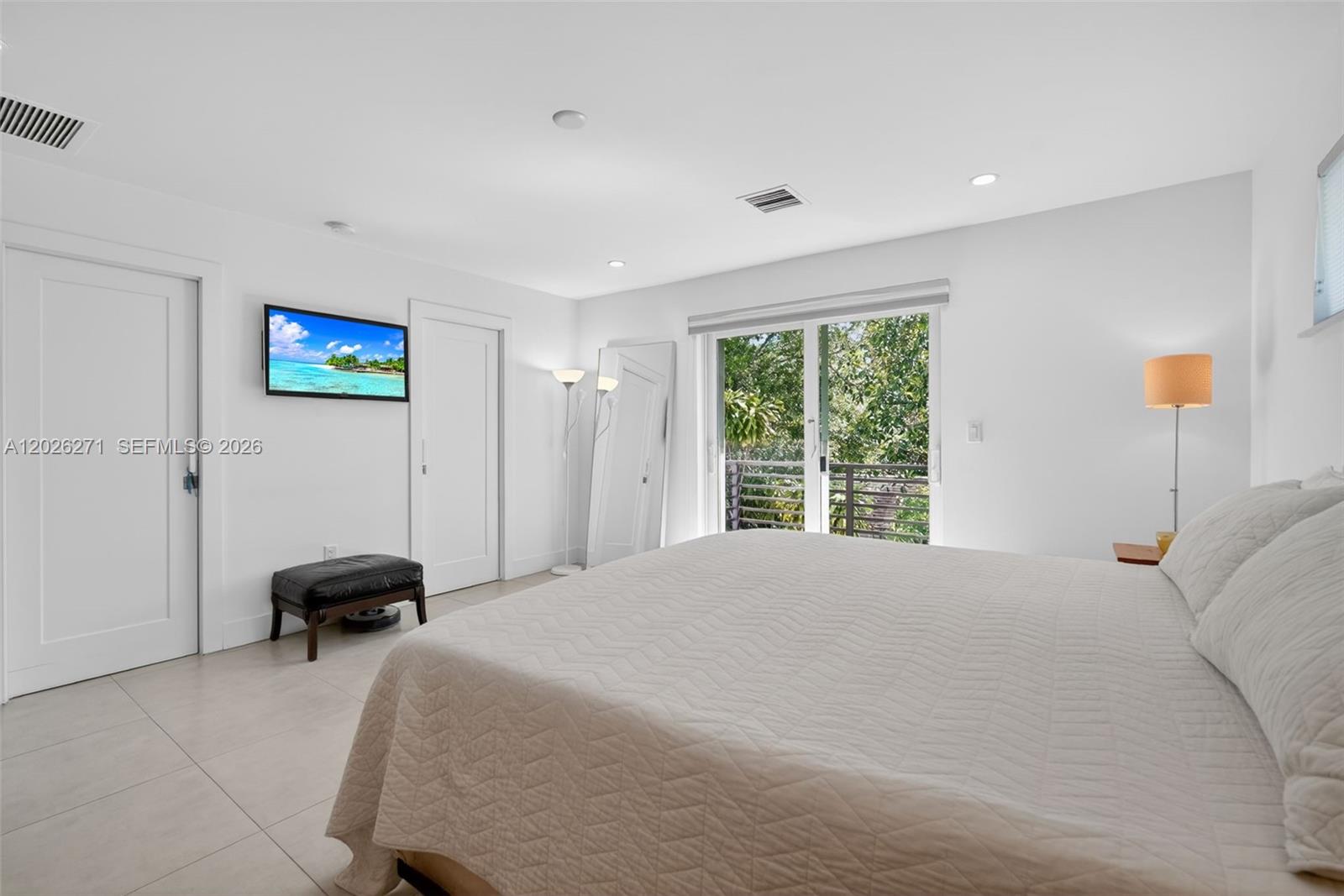 Tarpon River - Residential