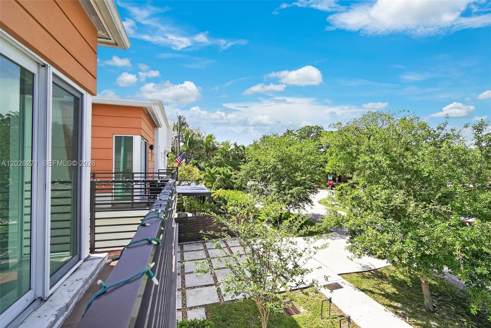 Tarpon River - Residential