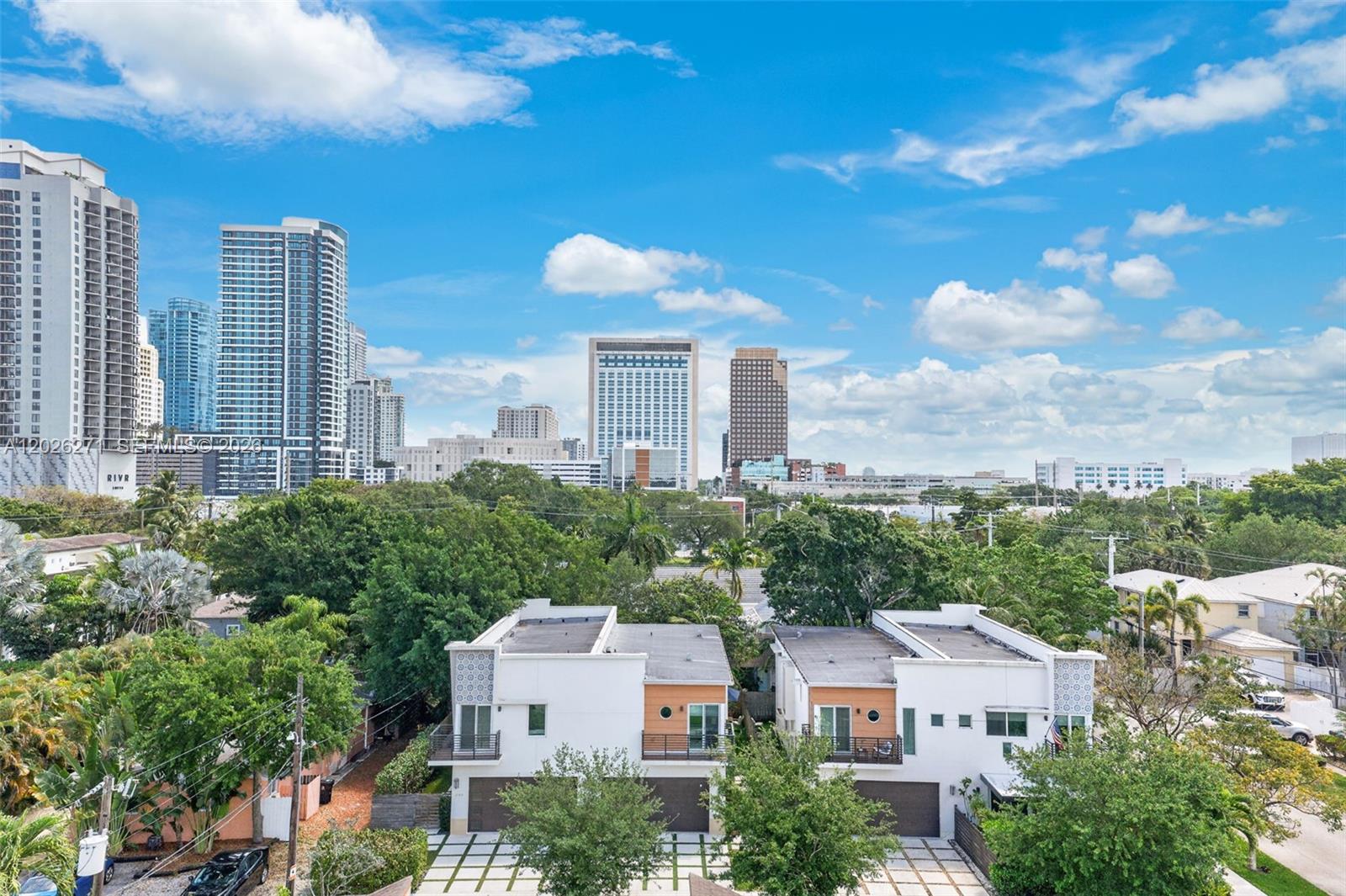 Tarpon River - Residential