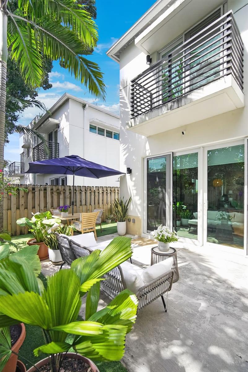 Tarpon River - Residential