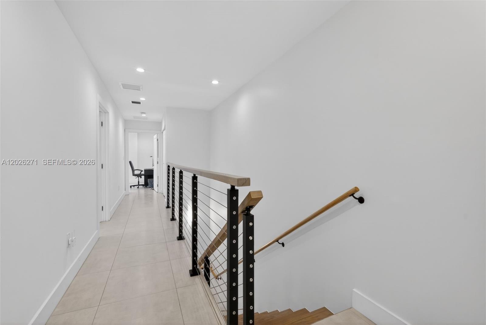 Tarpon River - Residential