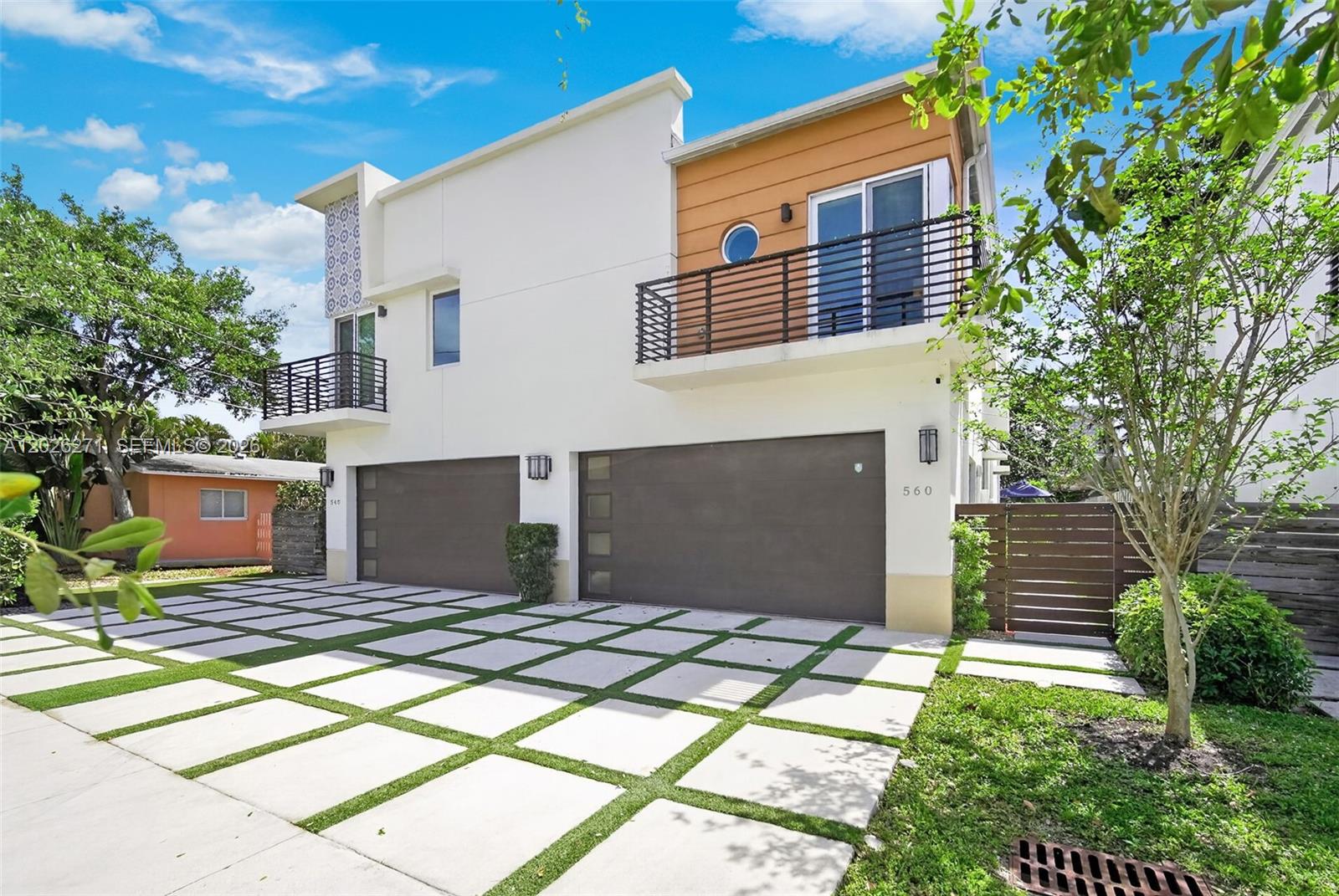 Tarpon River - Residential