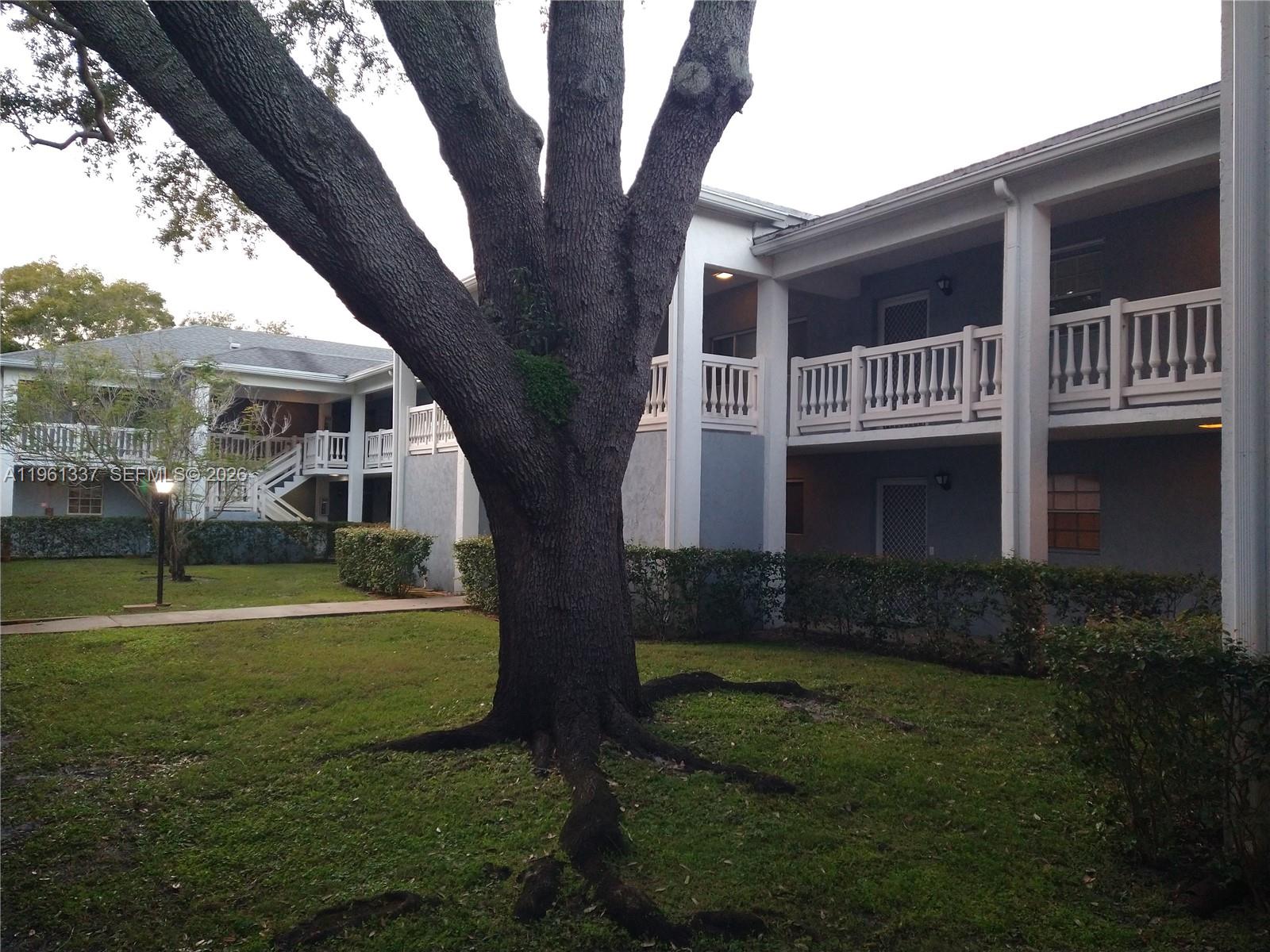 OAK PATHS CONDO - Residential