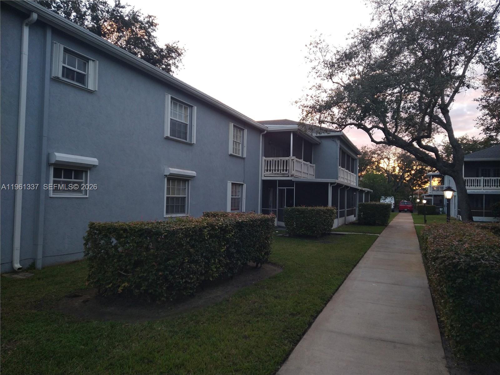 OAK PATHS CONDO - Residential