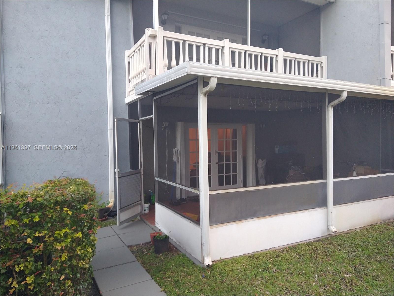 OAK PATHS CONDO - Residential