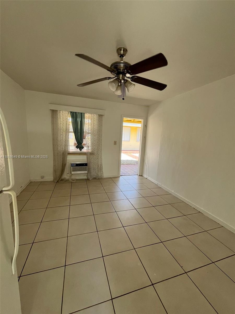 BROWARD MANOR OF HOLLYWOO - Residential Lease