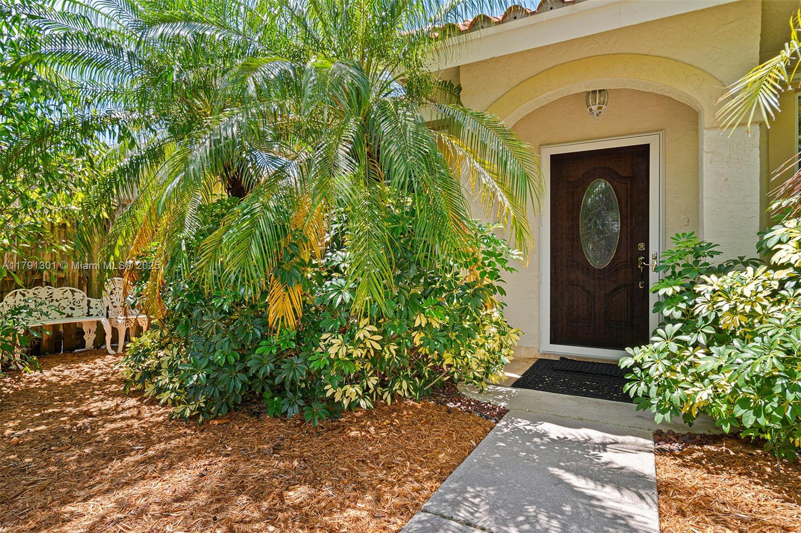 321 Princeton Dr