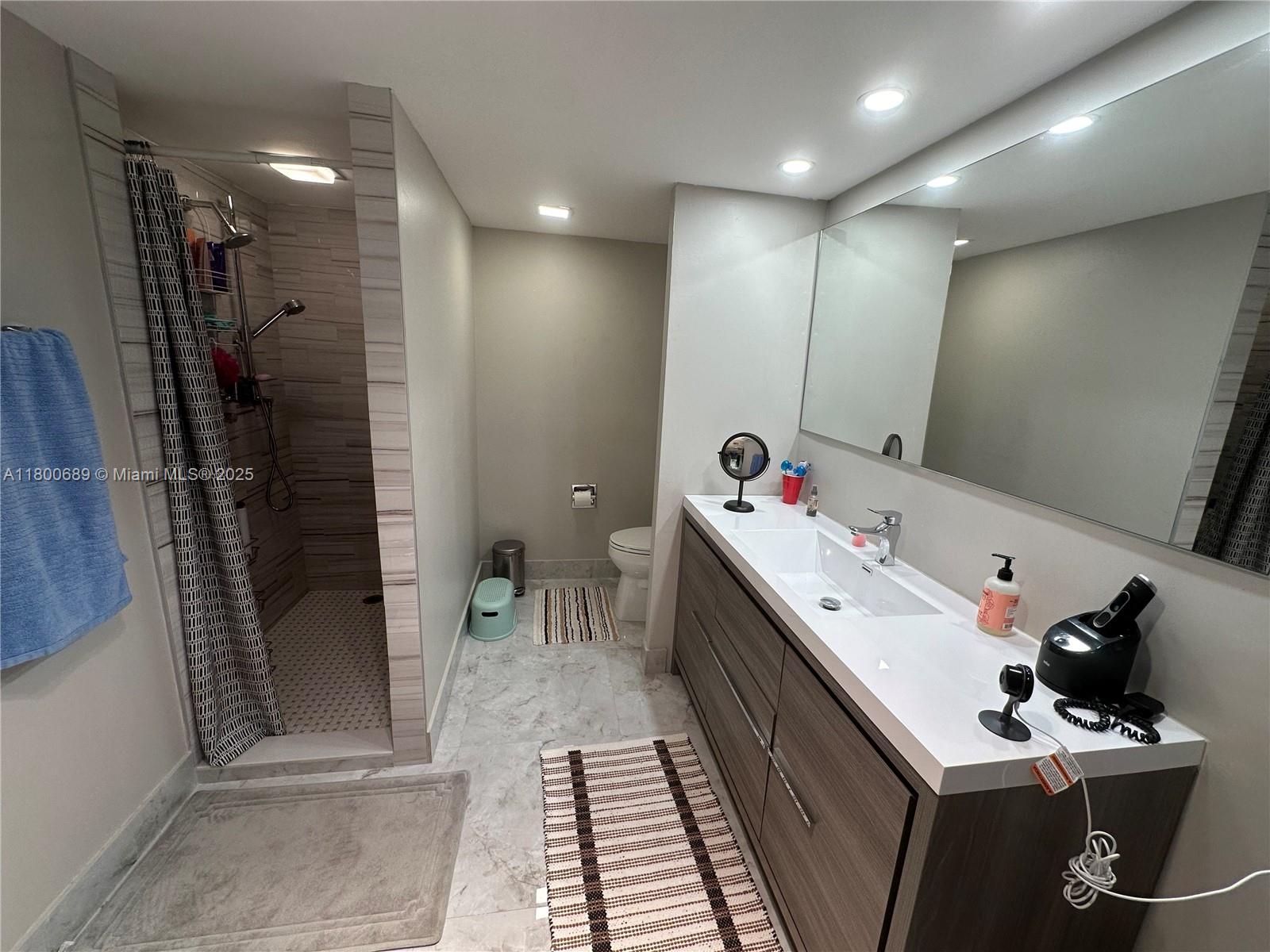 PRINCE GEORGE ARMS CONDO - Residential