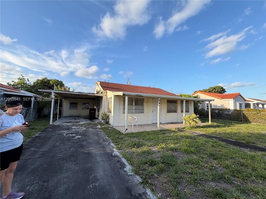 GREAT PROPERTY IN HIALEAH READY FOR YOUR TLC AND FULL OF POTENTIAL.  LARGE YARD AND VERY CENTRALLY LOCATED.  CALL AGENT TODAY!