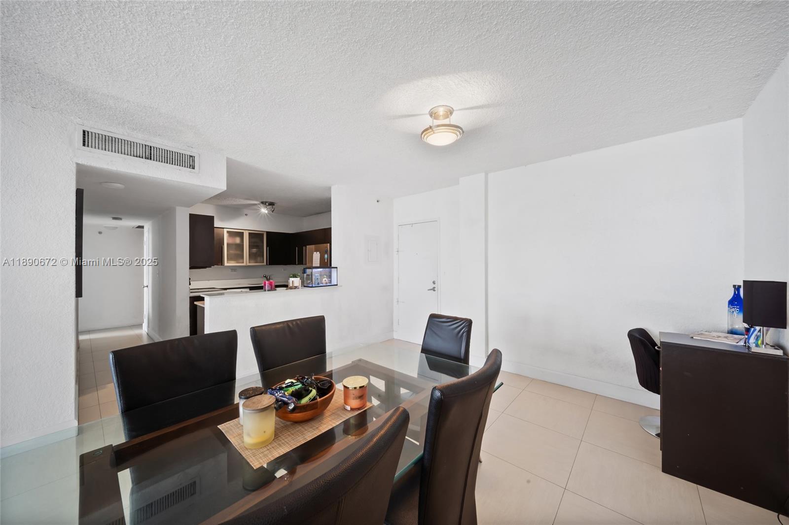 FLAMINGO SOUTH BEACH I CO - Residential