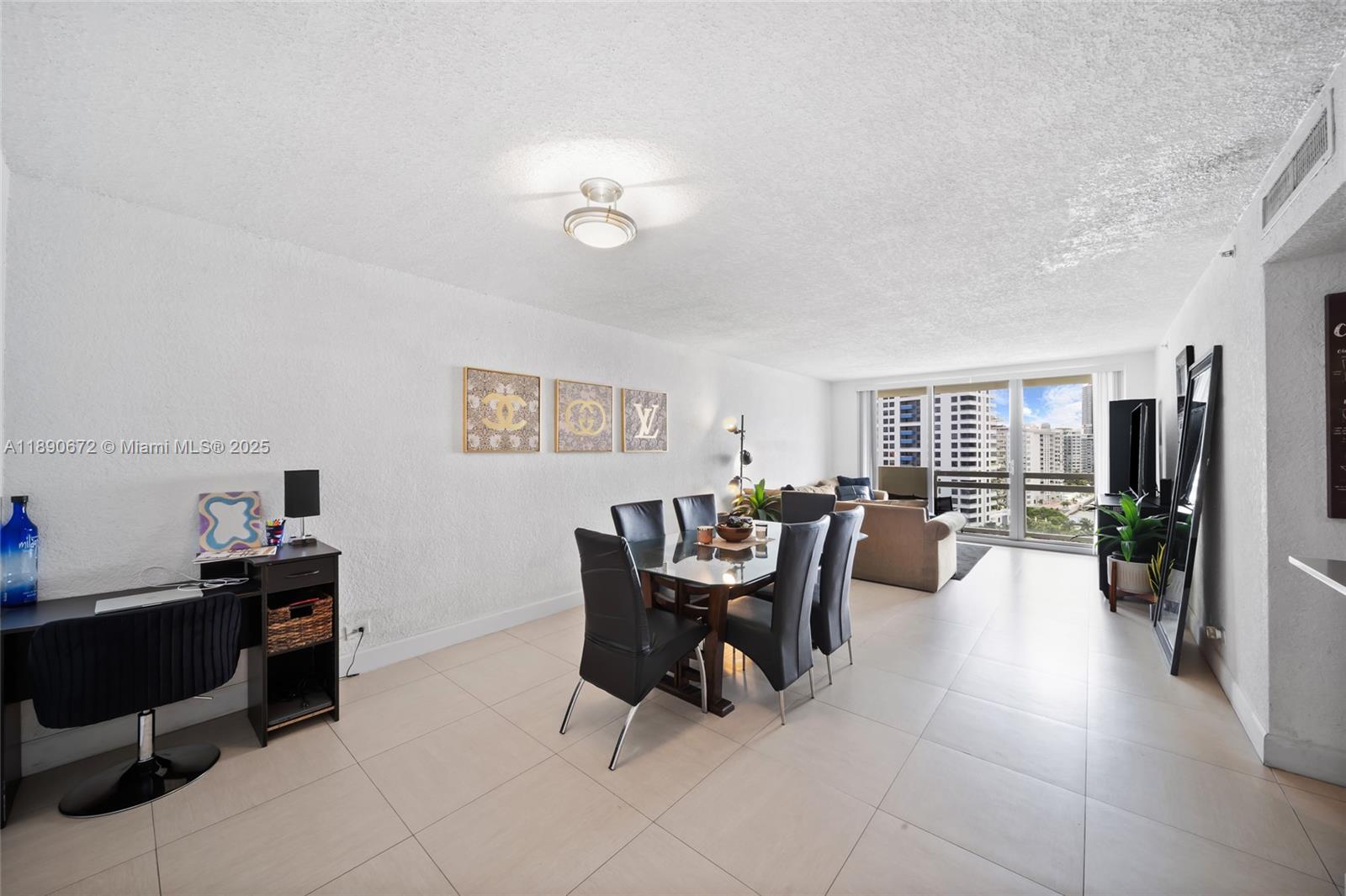 FLAMINGO SOUTH BEACH I CO - Residential