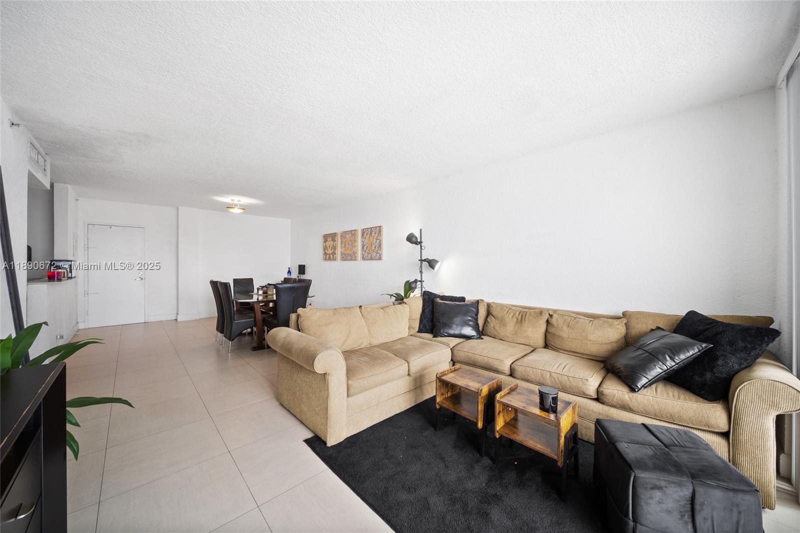 FLAMINGO SOUTH BEACH I CO - Residential