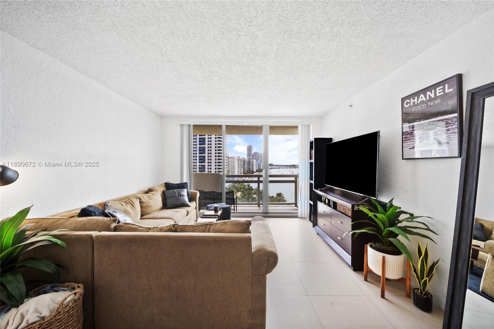 FLAMINGO SOUTH BEACH I CO - Residential