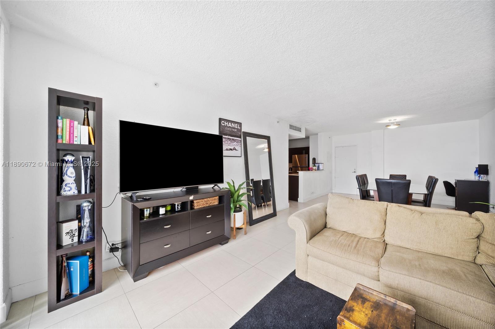 FLAMINGO SOUTH BEACH I CO - Residential