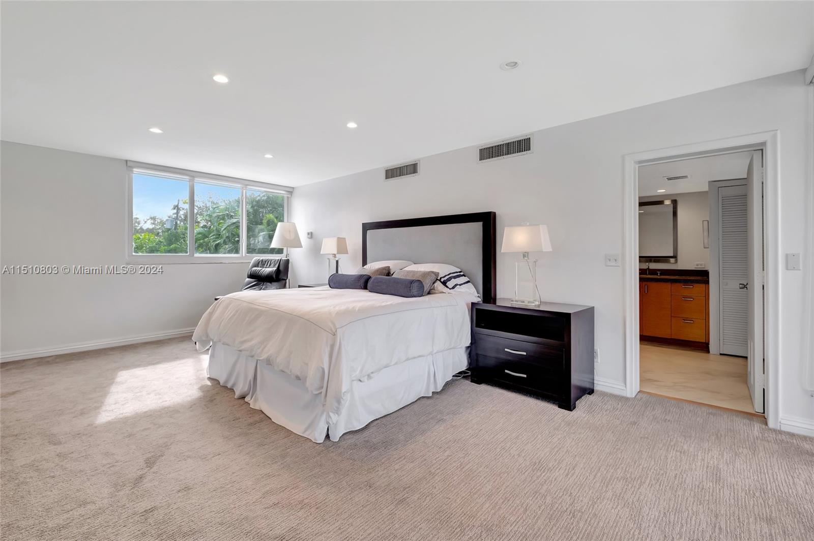 MIAMI SHORES BAY VIEW - Residential