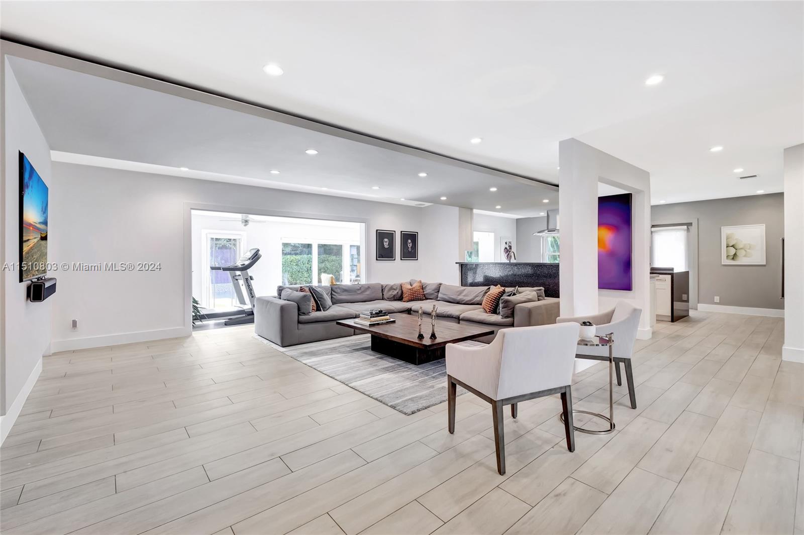 MIAMI SHORES BAY VIEW - Residential