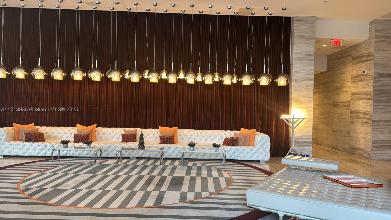 2000 Metropica Way 2202