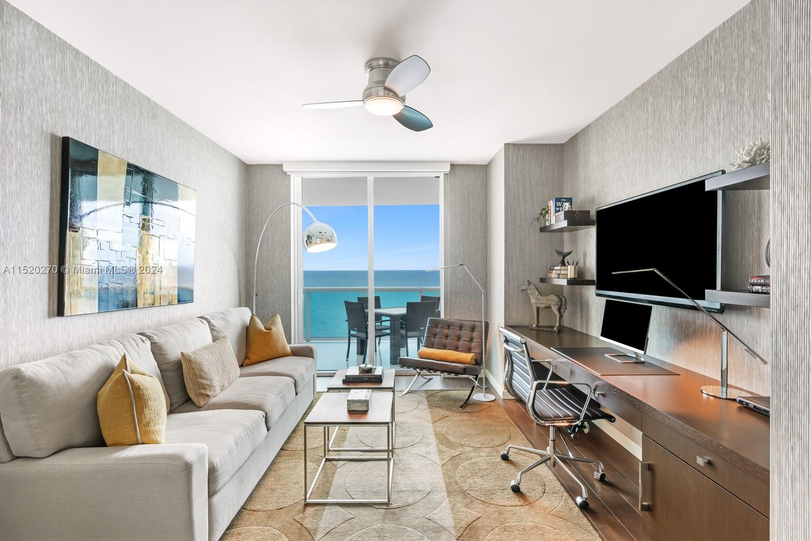 TRUMP HOLLYWOOD - Residential