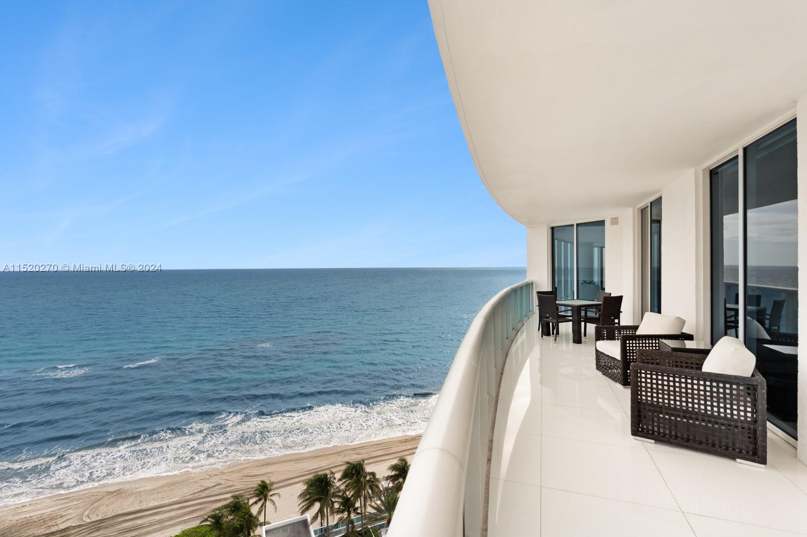 TRUMP HOLLYWOOD - Residential