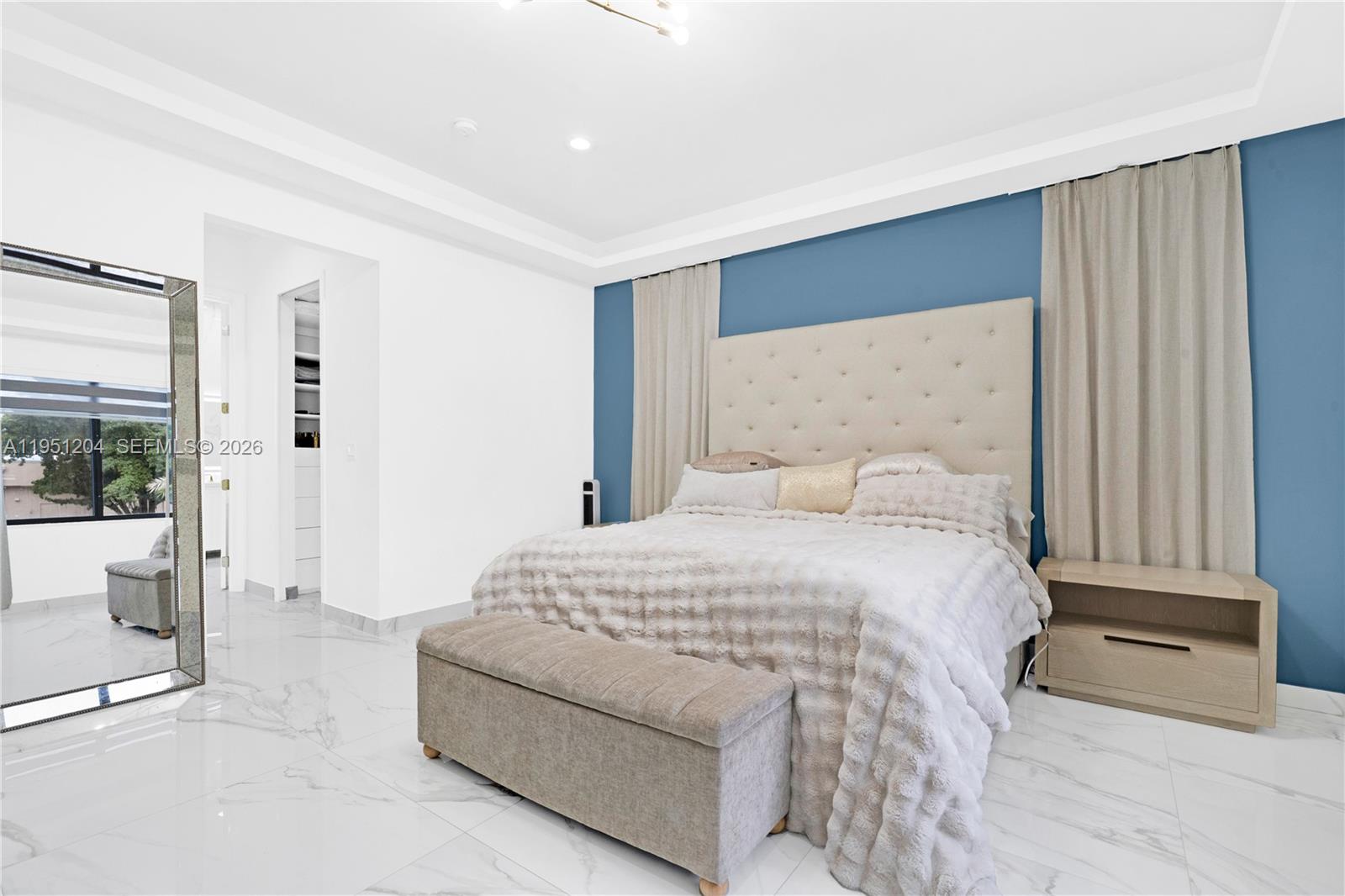 MIA ESTATES - Residential