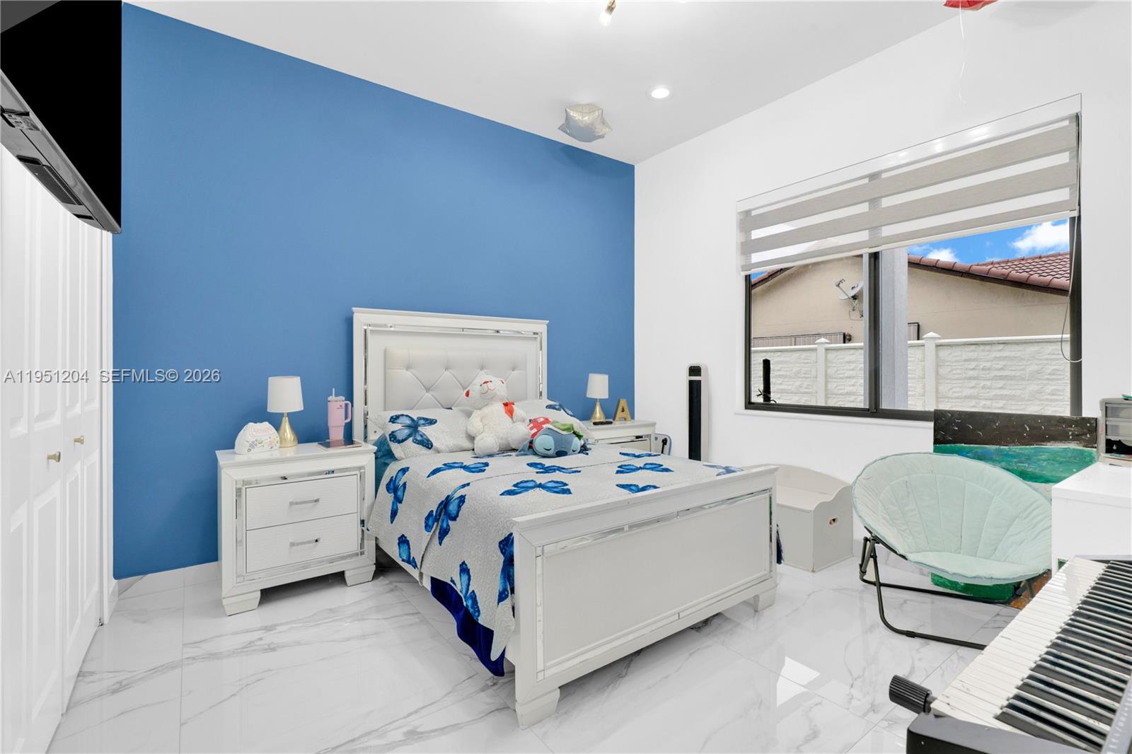 MIA ESTATES - Residential