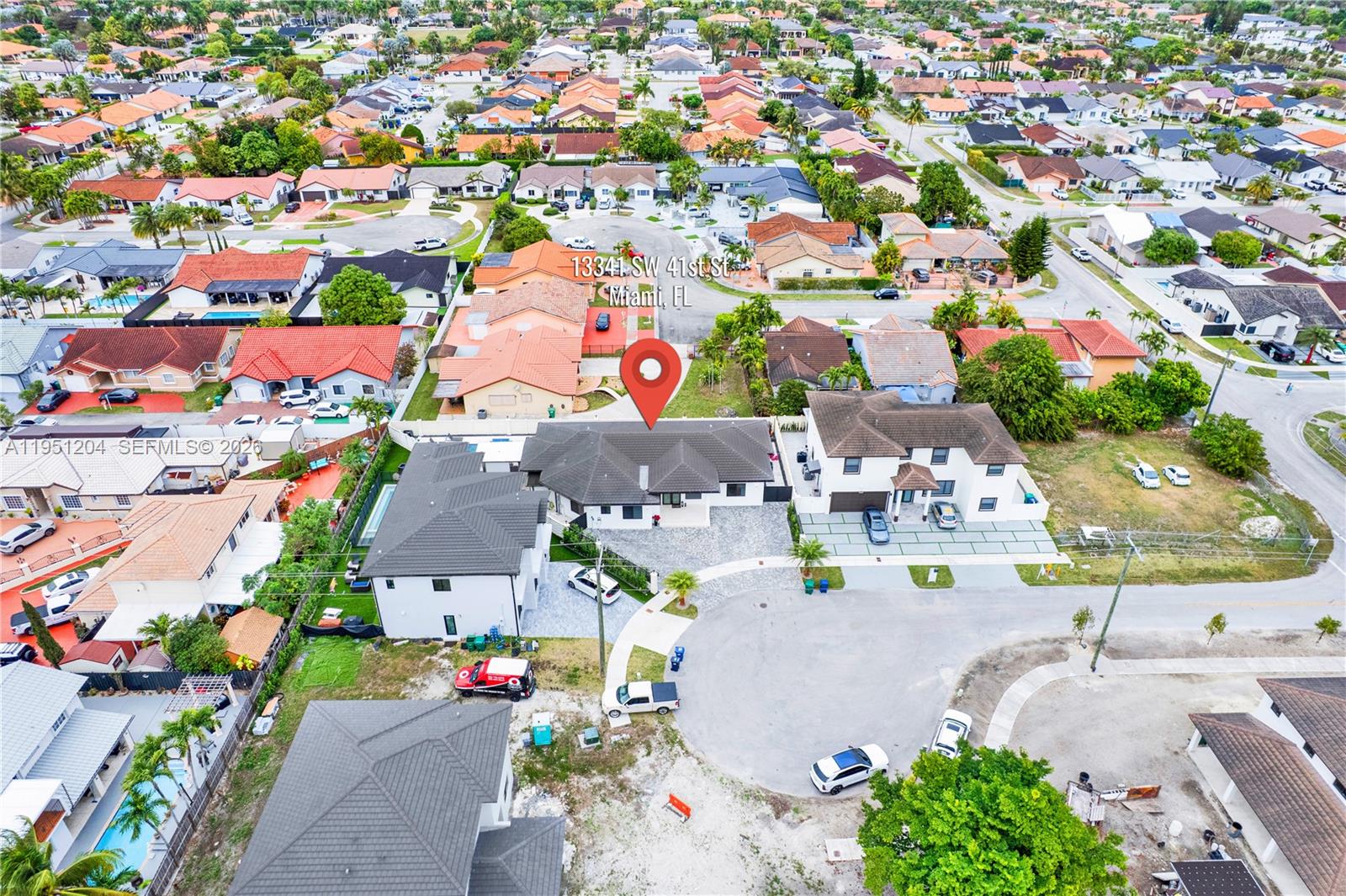 MIA ESTATES - Residential