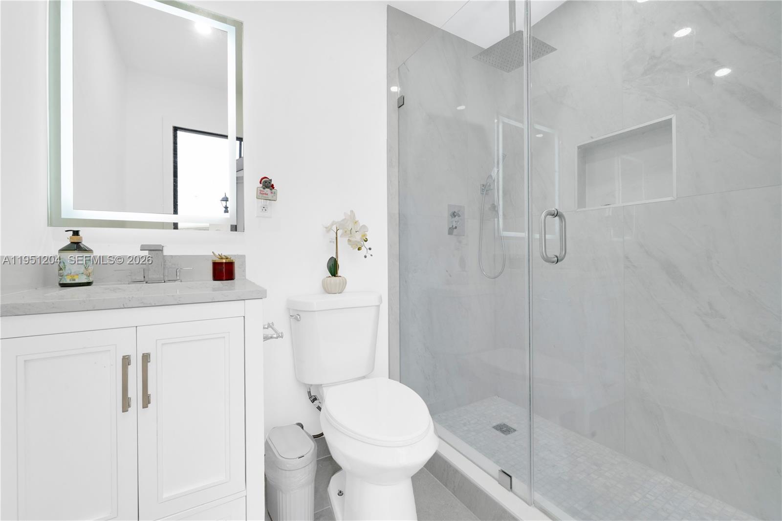 MIA ESTATES - Residential