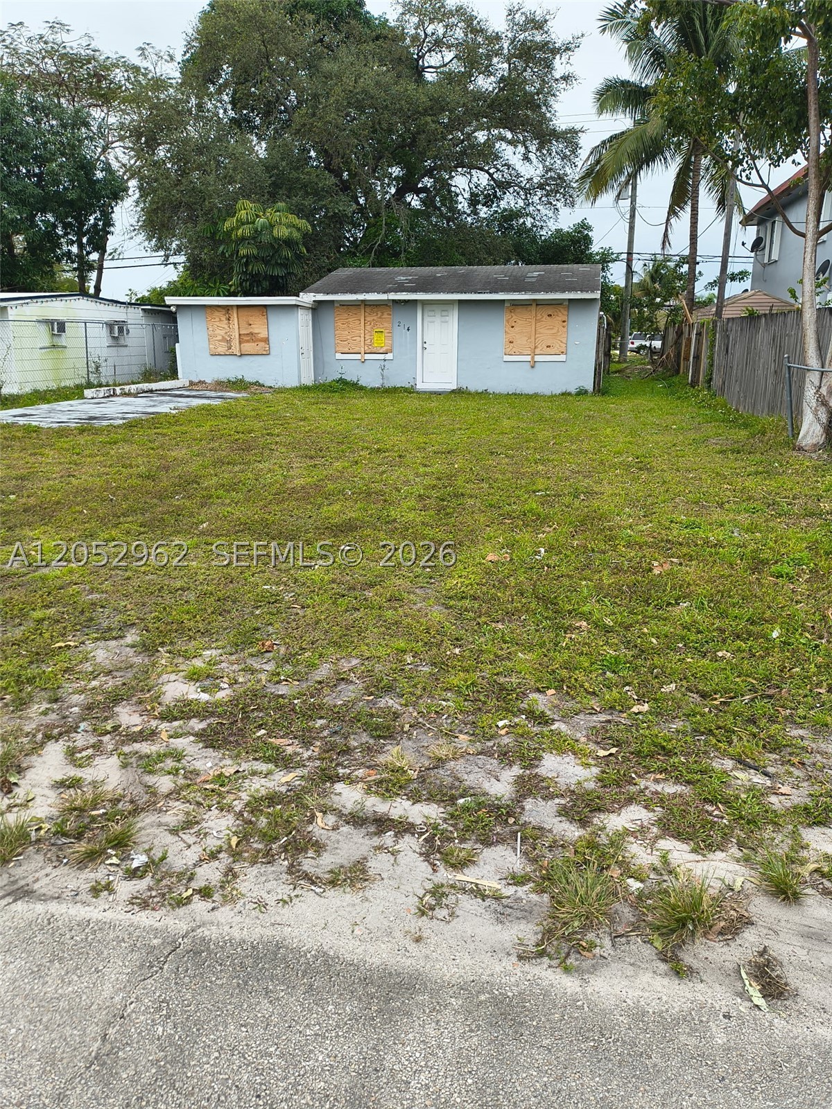 Photo 1 of 5 — 214 N 61st Ter, Hollywood, FL 33024