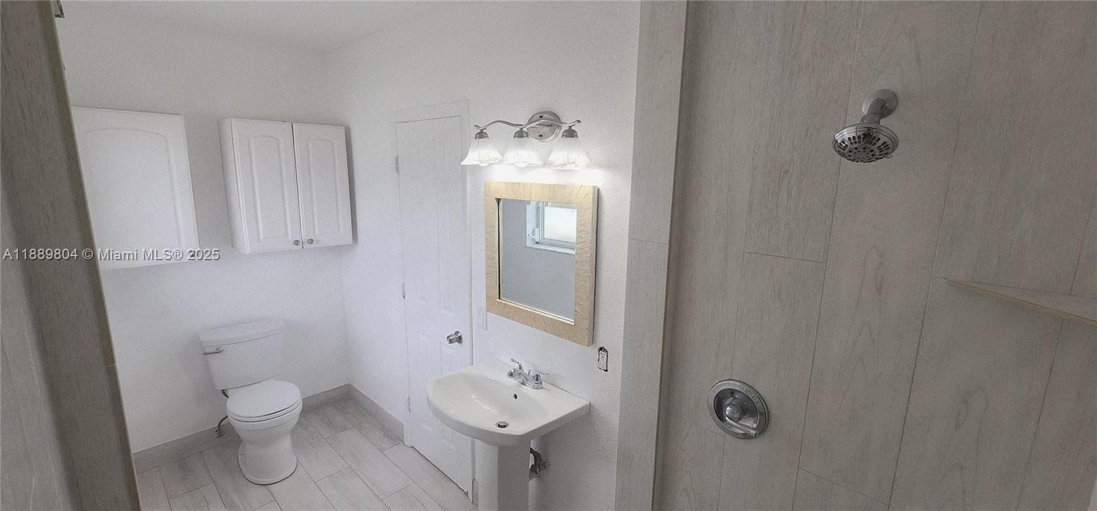 SPANISH VILLAGE - Residential Lease