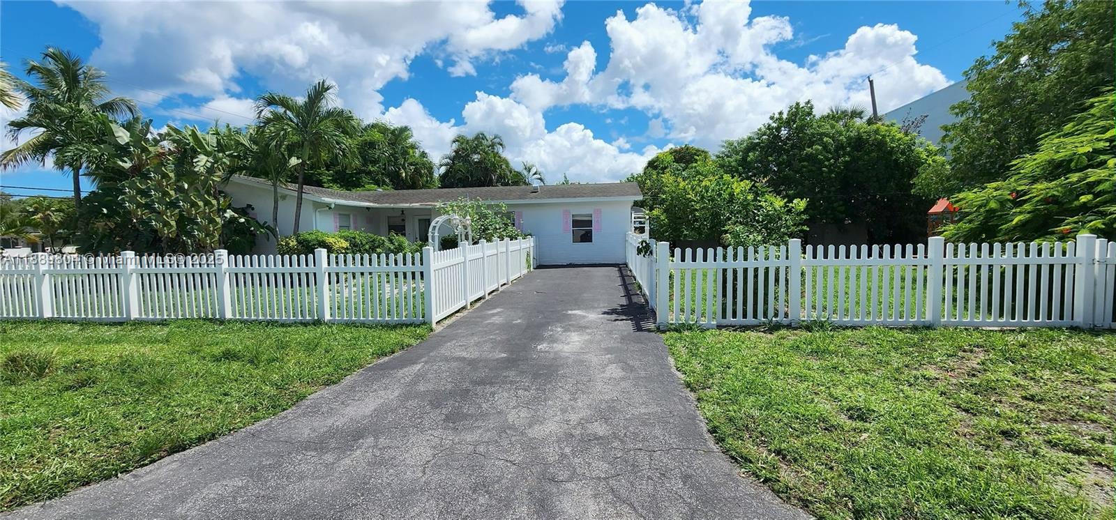 SPANISH VILLAGE - Residential Lease