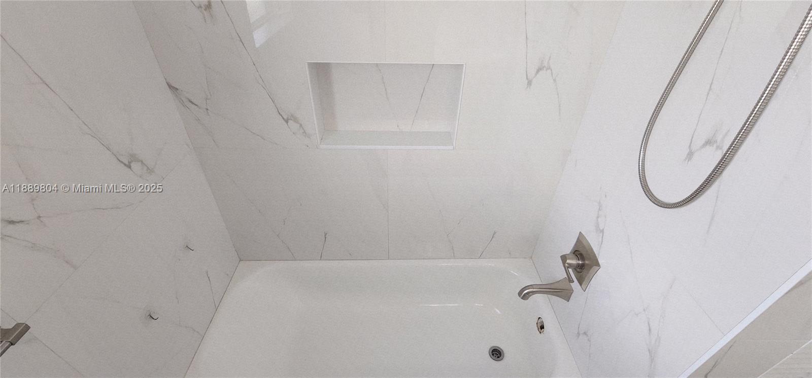 SPANISH VILLAGE - Residential Lease