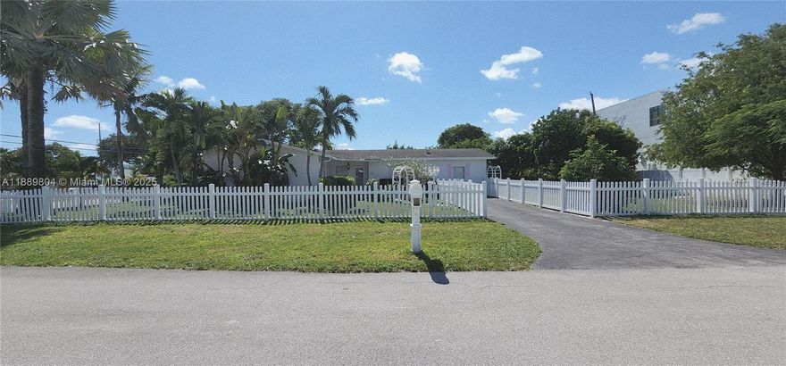 Short Term or Long Term Monthly House Rental available now for Short Term/Seasonal Rental or Long Term Rental, either furnished or unfurnished! 3 bedroom 2 bath with new bathrooms and lots of Natural Light, Large Fenced in Yard with Gated Access excellent for pets, Luscious landscaping and Onsite Storage, Trendy sought after area with lots of new development around, Prime East Boca Raton Location, to Mizner Park, Beach, Brightline Station, Tennis Courts, FAU. Location is 5 minute to Brightline Train Station for easy no hassle travel to Miami, Fort Lauderdale, West Palm Beach, Orlando. Pets ok!